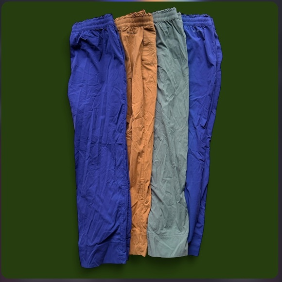 Columbia Pants - {bundle} 4 Columbia women’s Blue, Tan, and Green pull on Joggers